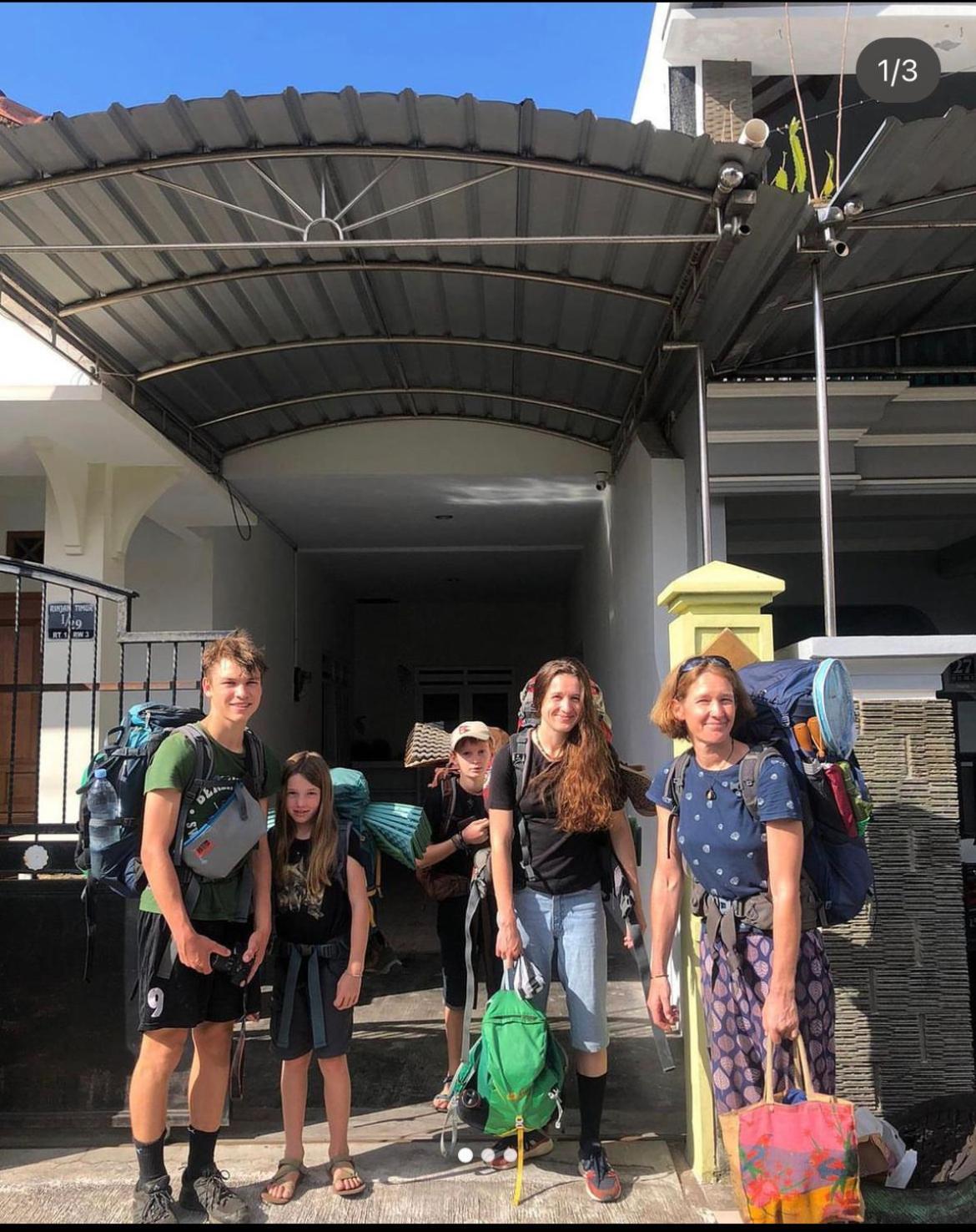 Twentynine Homestay Banyuwangi  Eksteriør bilde